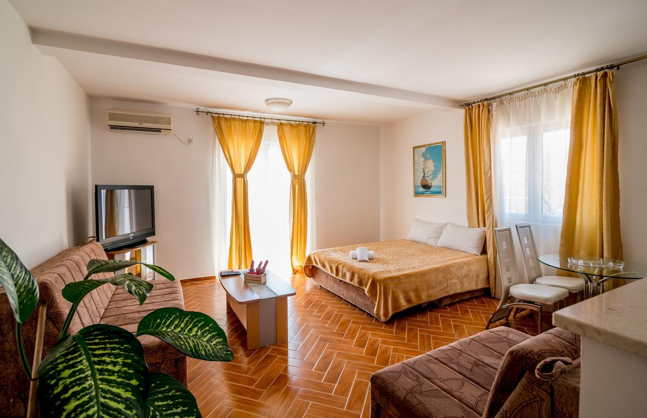 Bianca Apartments Herceg Novi Exteriör bild
